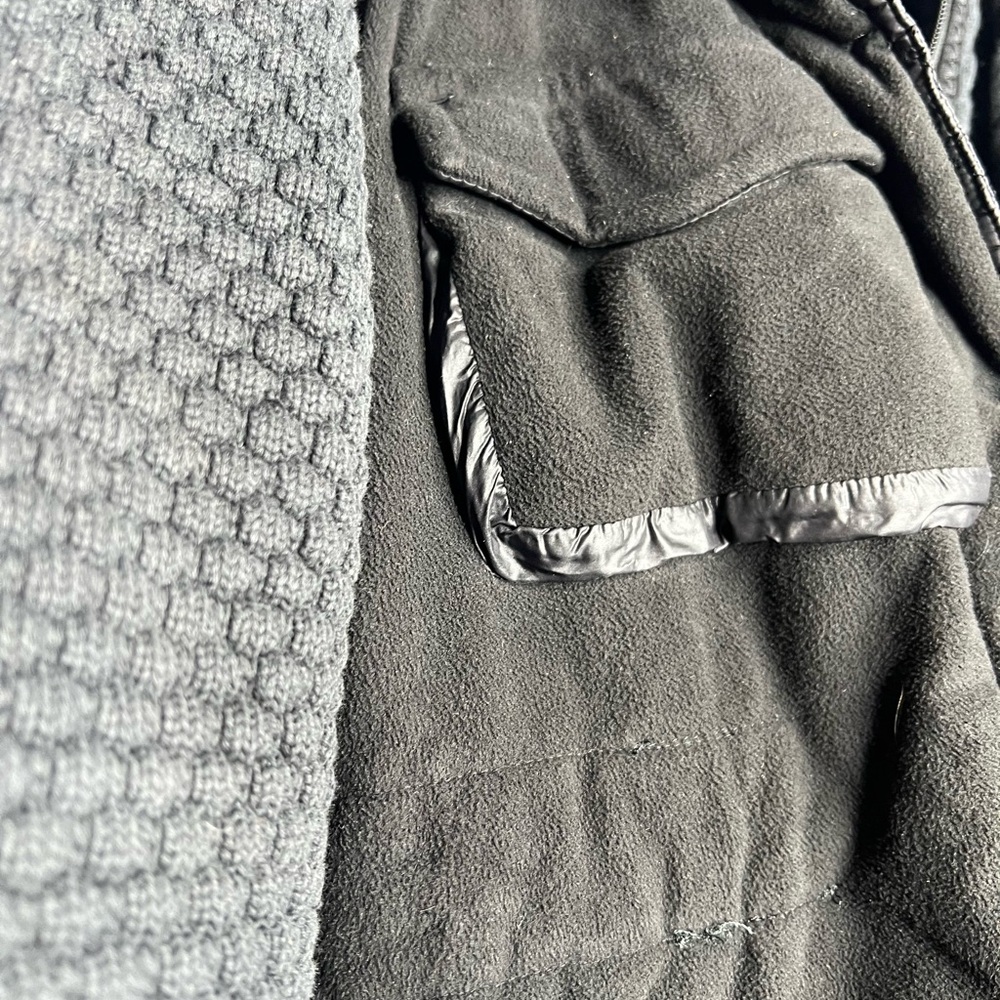 Lululemon coat - Picture 2 of 7